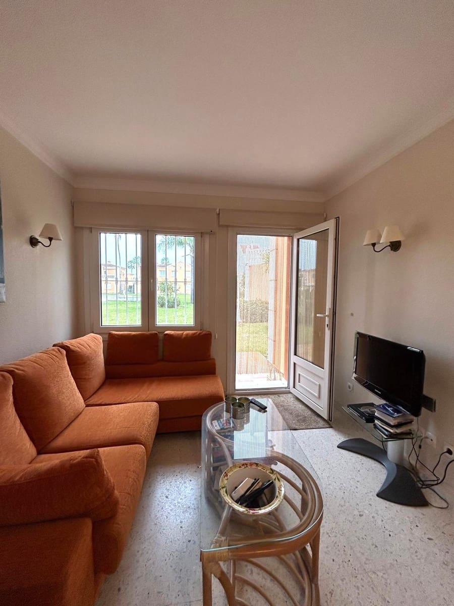 3 bedroom Apartment for sale in Oliva with pool garage - € 240,000 (Ref: 9254338)