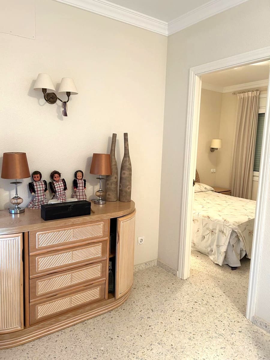 3 bedroom Apartment for sale in Oliva with pool garage - € 240,000 (Ref: 9254338)