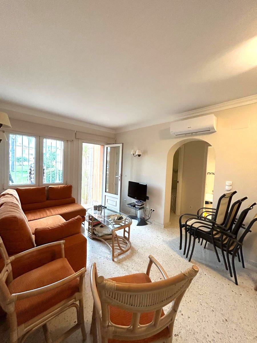 3 bedroom Apartment for sale in Oliva with pool garage - € 240,000 (Ref: 9254338)