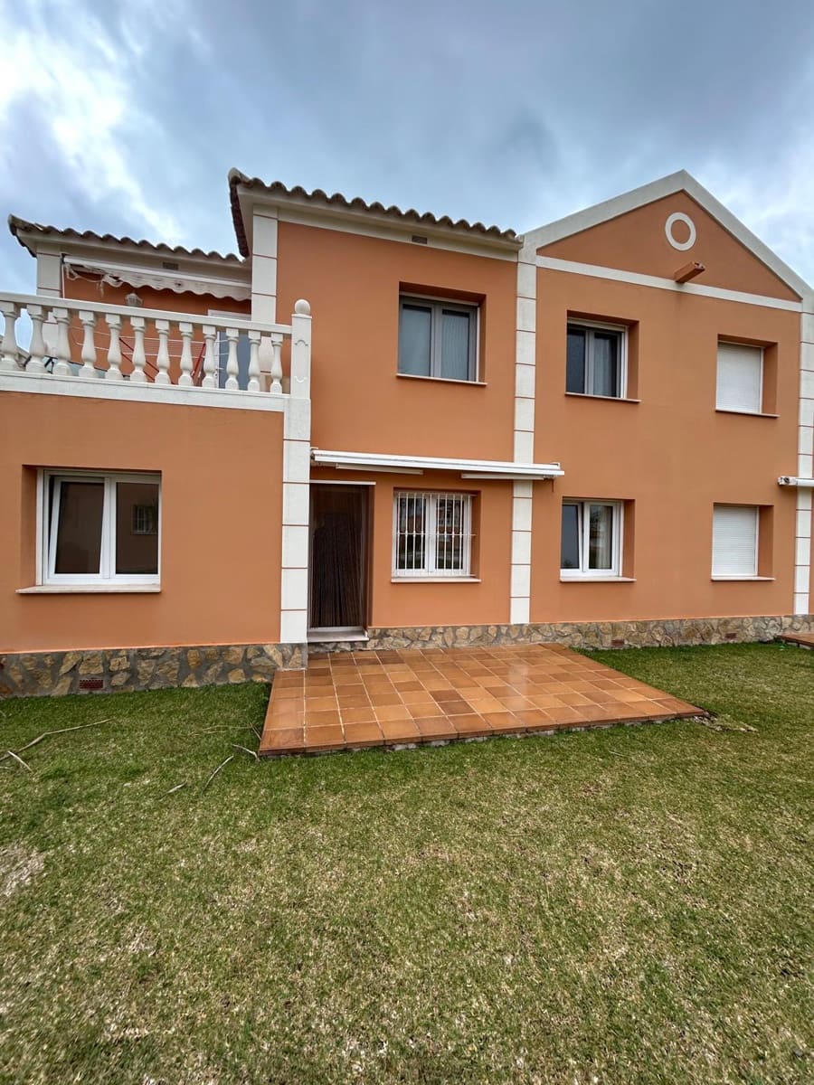 3 bedroom Apartment for sale in Oliva with pool garage - € 240,000 (Ref: 9254338)