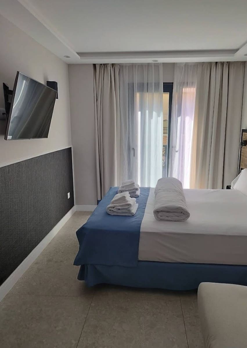 7 soveværelse Hotel til salg i Benidorm - € 1.450.000 (Ref: 9255580)