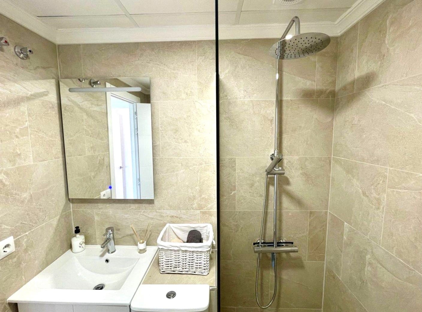 4 bedroom Terraced Villa for rent in La Villajoyosa / Vila Joiosa with pool garage - € 1,800 (Ref: 9265617)