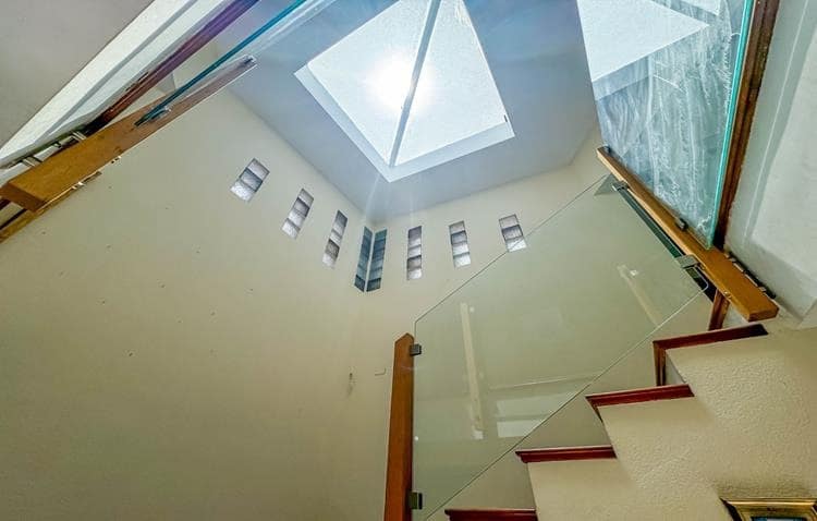 5 chambre Villa/Maison à vendre à Alfaz del Pi / L'Alfas del Pi avec piscine garage - 750 000 € (Ref: 9267735)