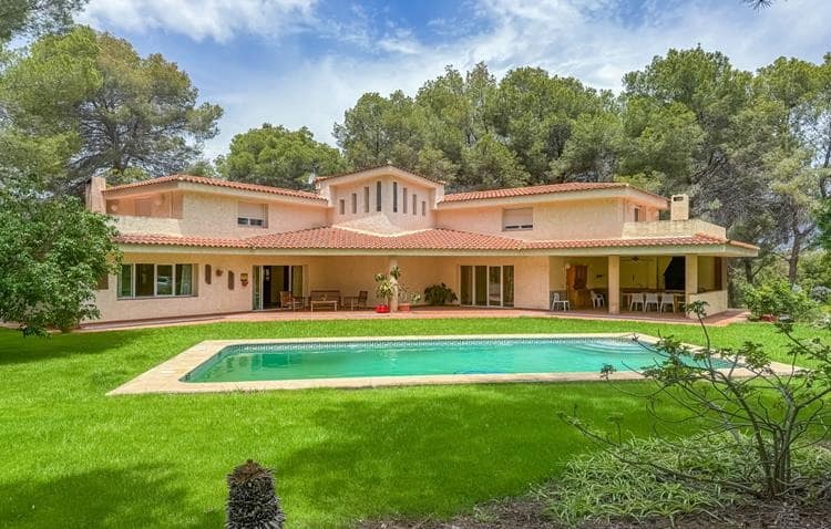 5 chambre Villa/Maison à vendre à Alfaz del Pi / L'Alfas del Pi avec piscine garage - 750 000 € (Ref: 9267735)