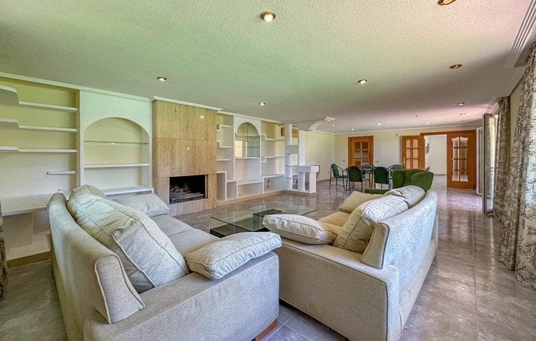 5 chambre Villa/Maison à vendre à Alfaz del Pi / L'Alfas del Pi avec piscine garage - 750 000 € (Ref: 9267735)