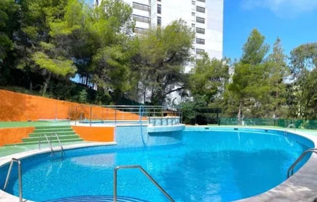 3 soverom Leilighet til salgs i Sierra Helada, Benidorm med svømmebasseng garasje - € 155 000 (Ref: 9315251)