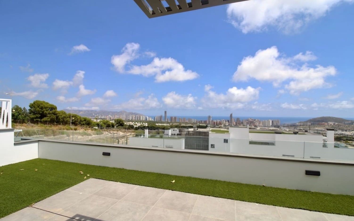 Apartamento de 2 habitaciones en Finestrat en venta con piscina garaje - 419.000 € (Ref: 9344024)