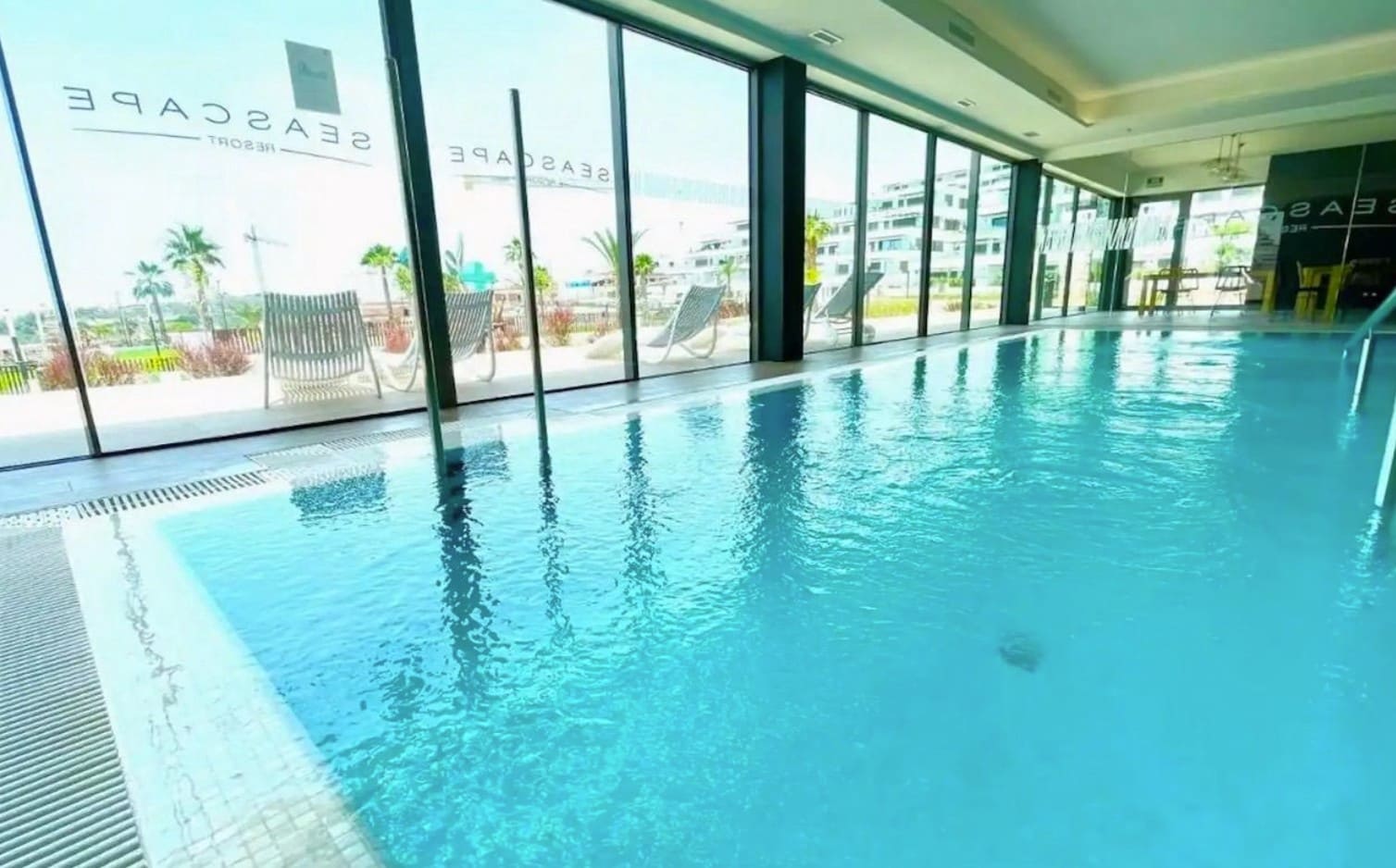 Apartamento de 2 habitaciones en Finestrat en venta con piscina garaje - 419.000 € (Ref: 9344024)