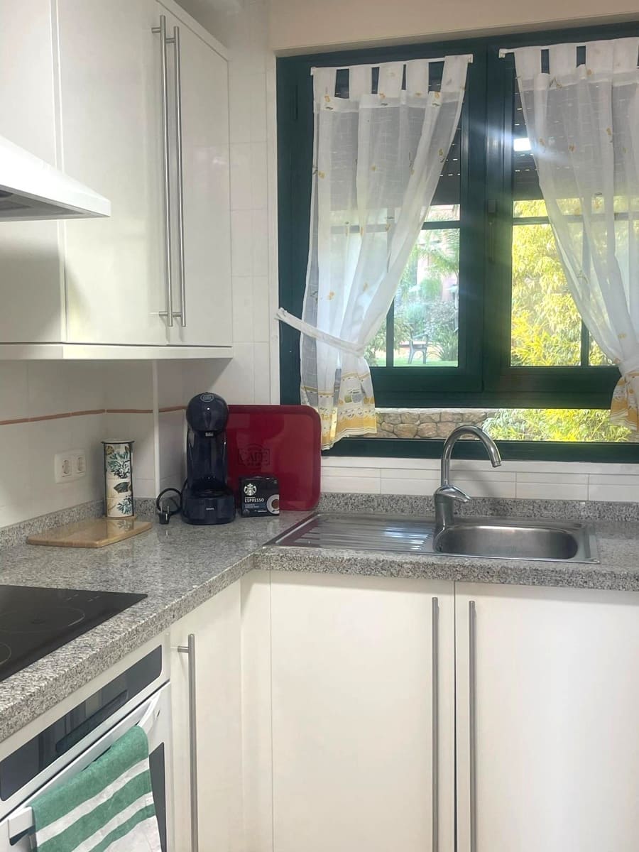 Appartement de 2 chambres à louer à Finestrat avec piscine garage - 1 550 € (Ref: 9356960)