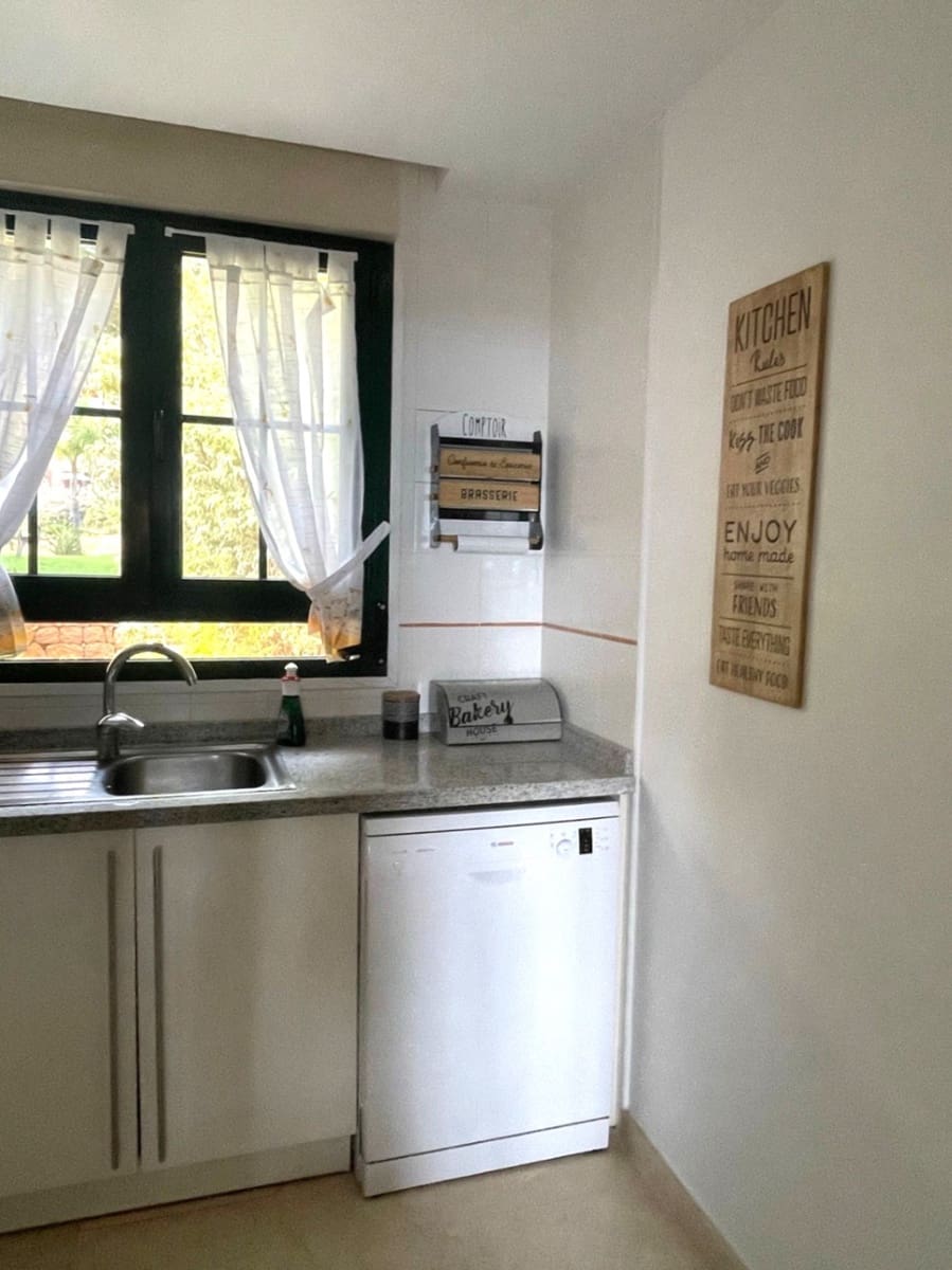 Appartement de 2 chambres à louer à Finestrat avec piscine garage - 1 550 € (Ref: 9356960)