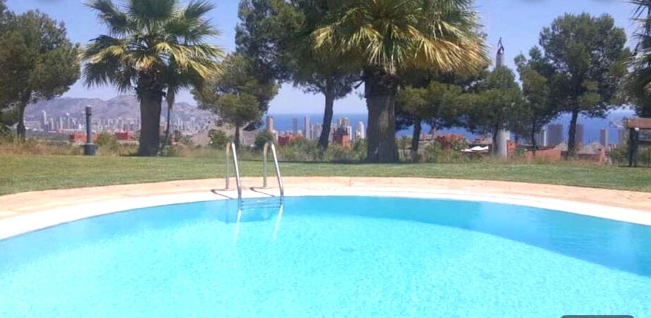 Appartement de 2 chambres à louer à Finestrat avec piscine garage - 1 550 € (Ref: 9356960)