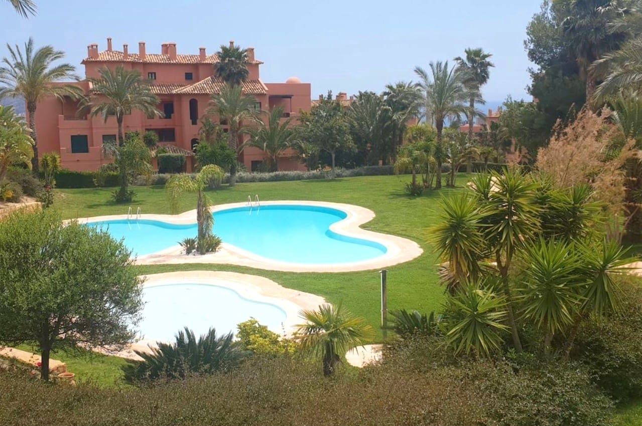 Appartement de 2 chambres à louer à Finestrat avec piscine garage - 1 550 € (Ref: 9356960)