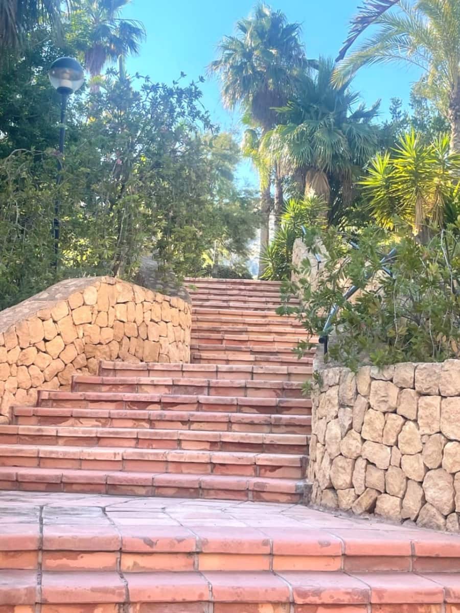 Appartement de 2 chambres à louer à Finestrat avec piscine garage - 1 550 € (Ref: 9356960)