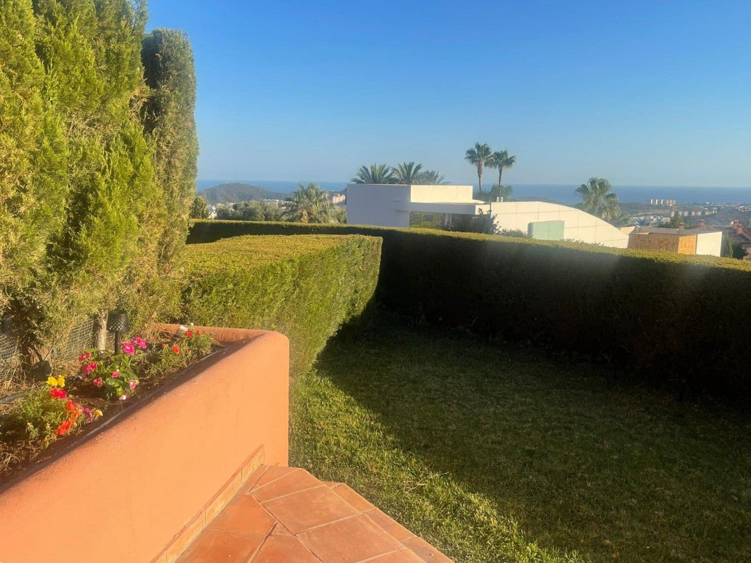 Appartement de 2 chambres à louer à Finestrat avec piscine garage - 1 550 € (Ref: 9356960)