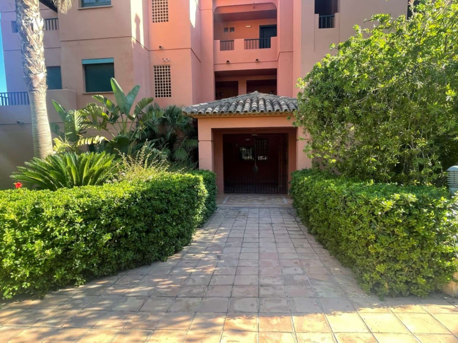 Appartement de 2 chambres à louer à Finestrat avec piscine garage - 1 550 € (Ref: 9356960)