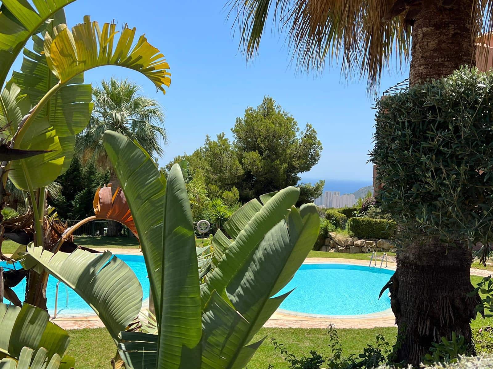 Appartement de 2 chambres à louer à Finestrat avec piscine garage - 1 550 € (Ref: 9356960)