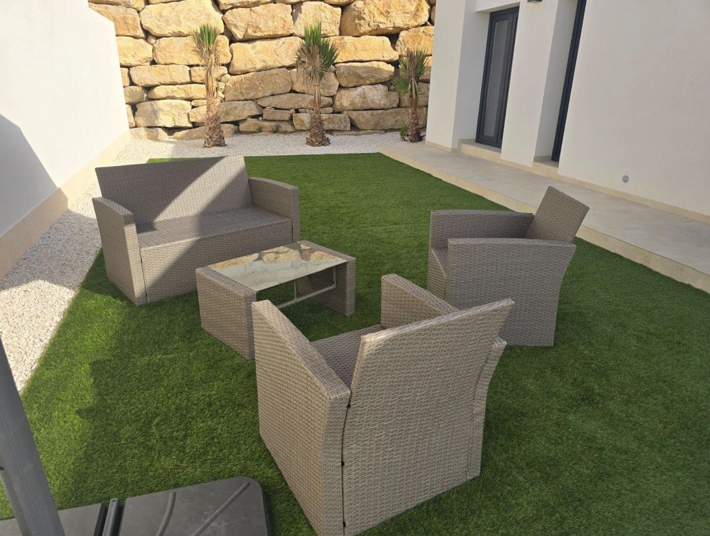 2 slaapkamer Villa te huur in Finestrat met zwembad garage - € 2.000 (Ref: 9376544)