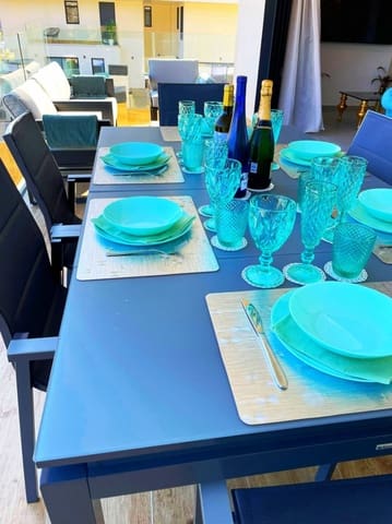 3 bedroom Apartment for rent in Platja Vila Joiosa - Platja de Torres, La Villajoyosa / Vila Joiosa with pool garage - € 2,400 (Ref: 9400297)