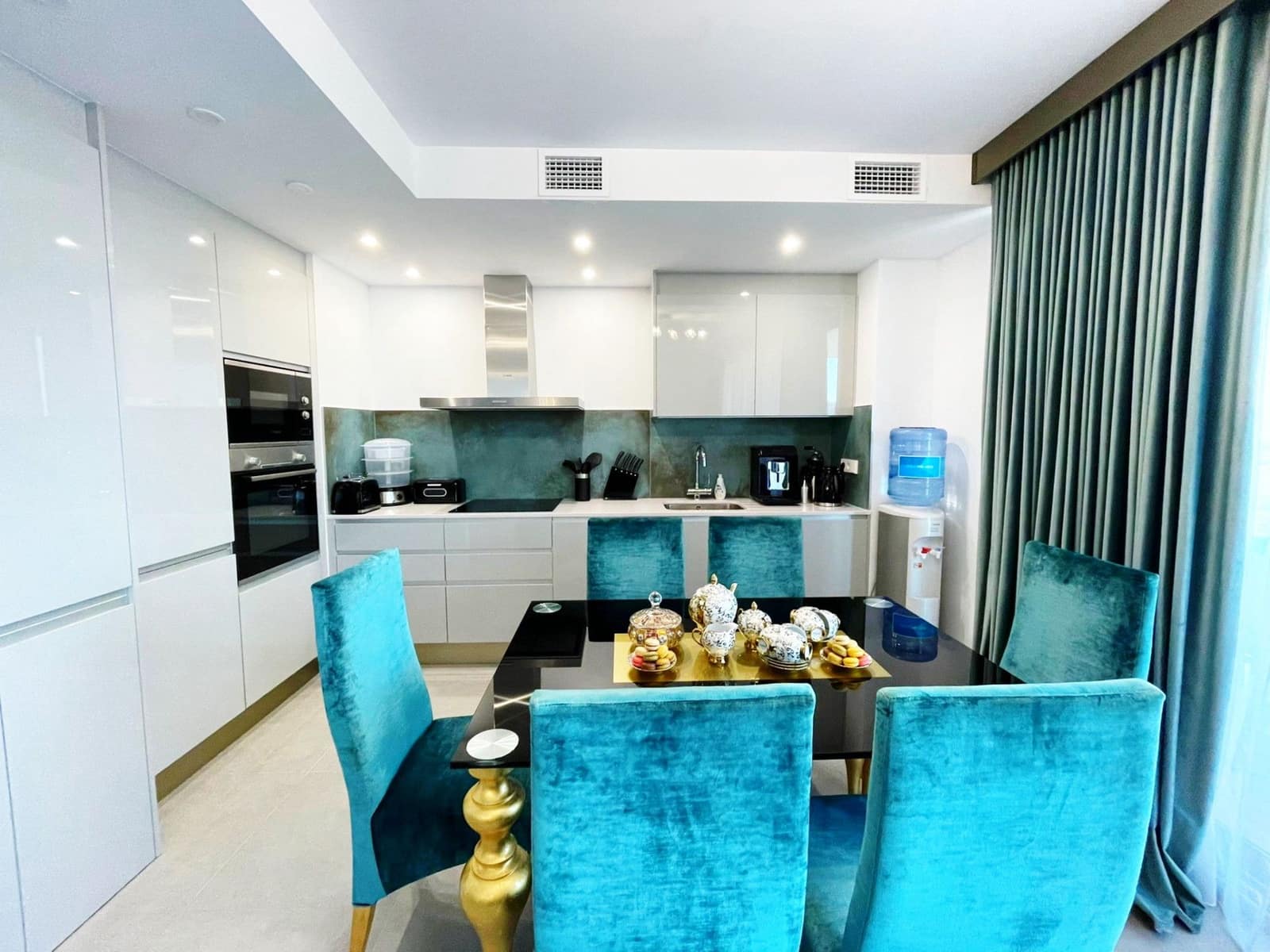 3 slaapkamer Appartement te huur in La Villajoyosa / Vila Joiosa met zwembad garage - € 2.400 (Ref: 9400297)