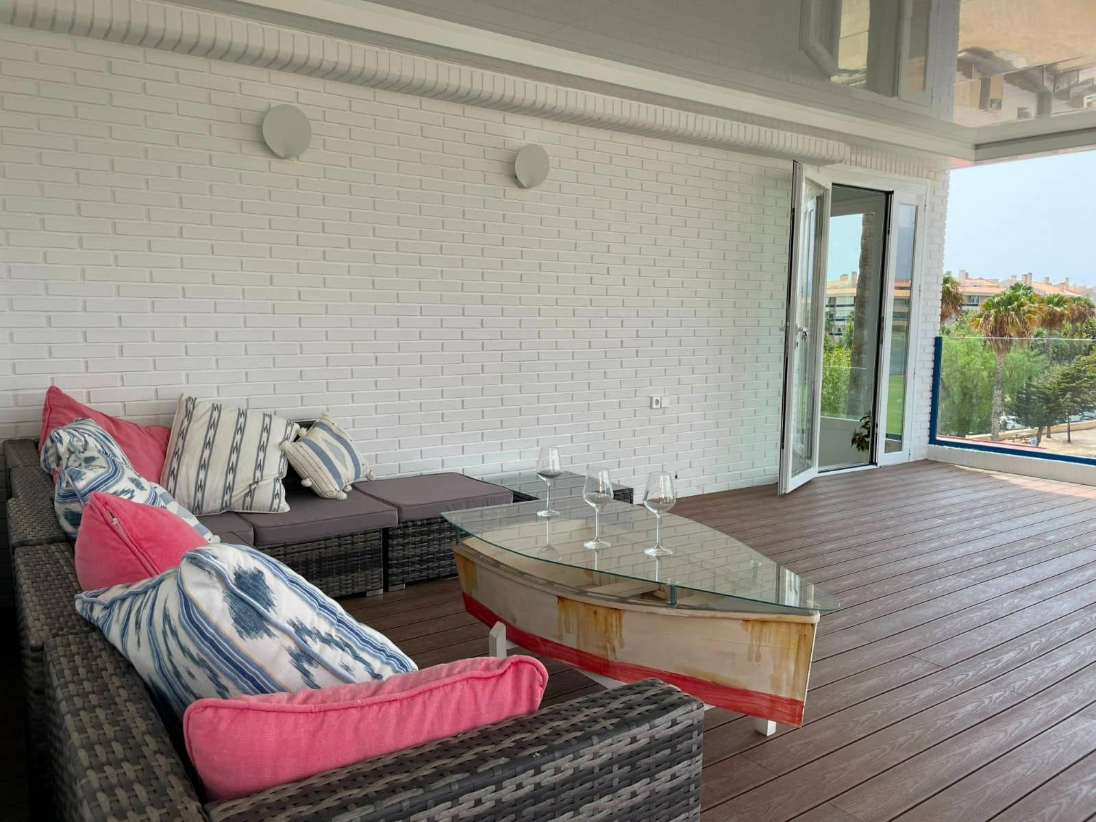 3 sypialnia Apartament do wynajęcia w Alfaz del Pi / L'Alfas del Pi z basenem garażem - 2 100 € (Ref: 9401815)