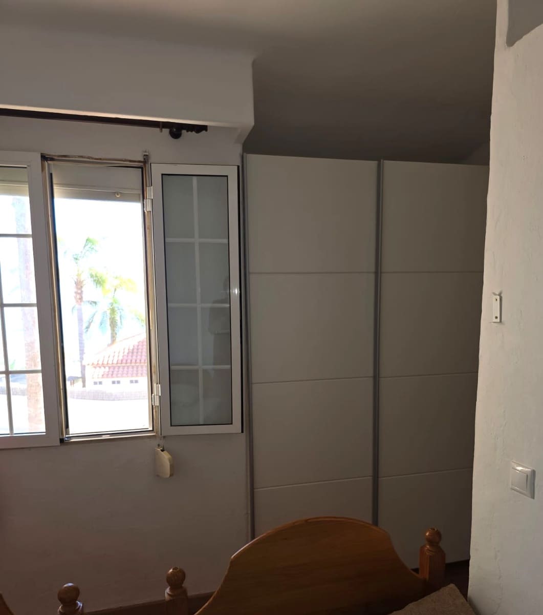 3 slaapkamer Rijtjeshuis te koop in Santa Pola met zwembad garage - € 365.000 (Ref: 9406073)