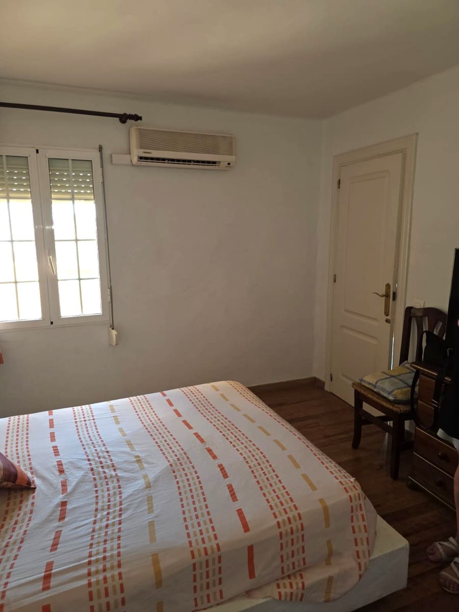 3 slaapkamer Rijtjeshuis te koop in Santa Pola met zwembad garage - € 365.000 (Ref: 9406073)