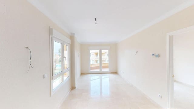 1 chambre Appartement à vendre à Oliva Nova, Oliva avec piscine garage - 215 000 € (Ref: 9415654)