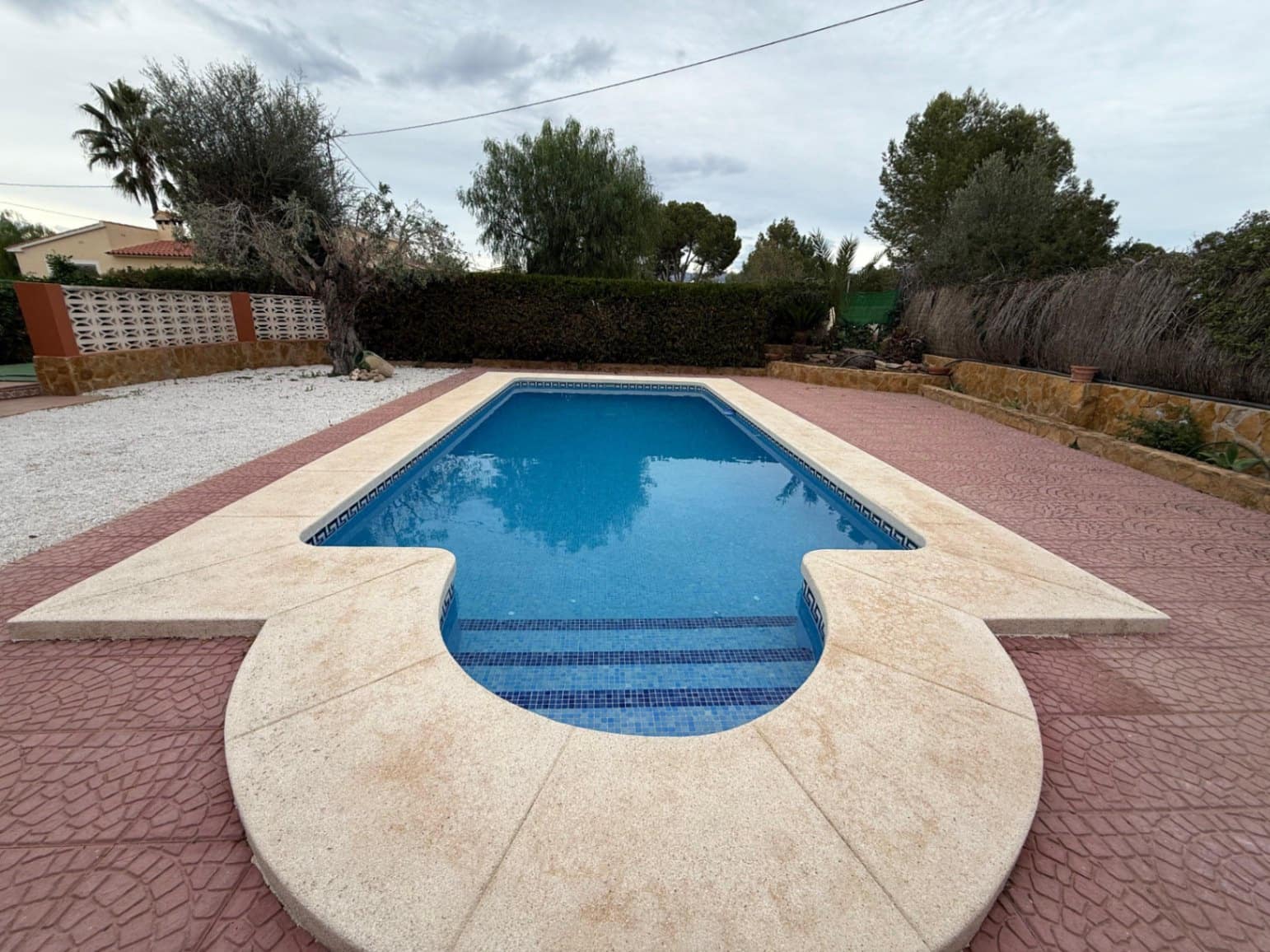 4 bedroom Villa for rent in Benidorm with pool garage - € 2,900 (Ref: 9417874)