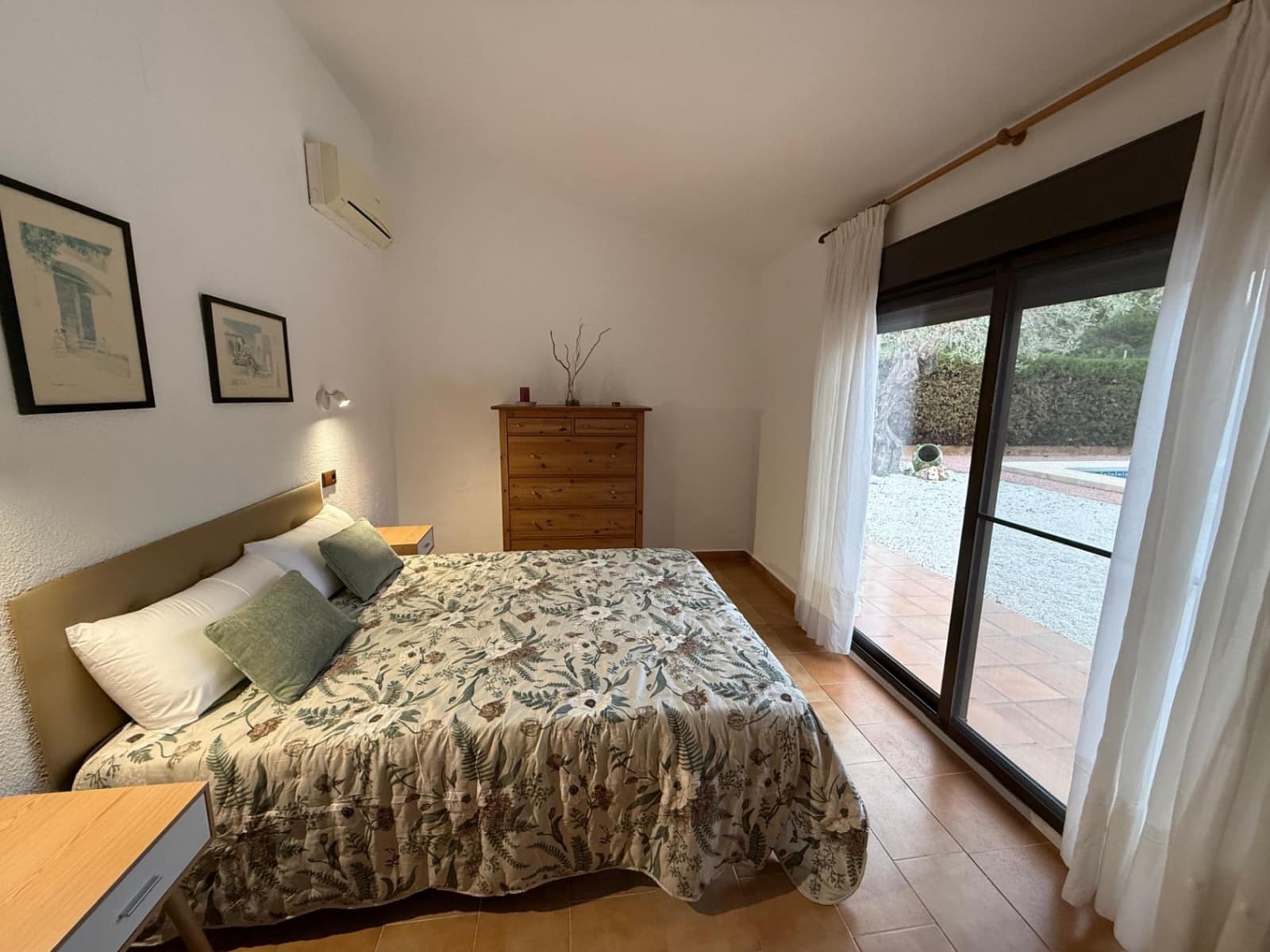 4 bedroom Villa for rent in Benidorm with pool garage - € 2,900 (Ref: 9417874)