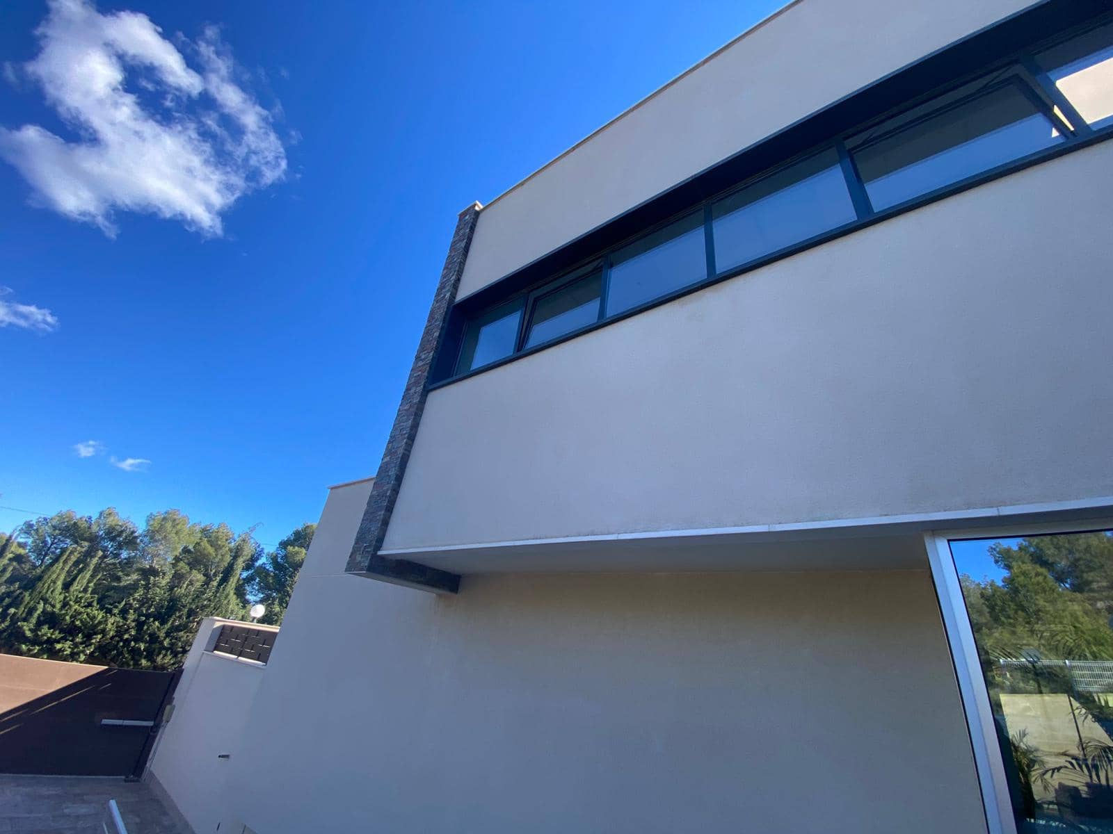 22 bedroom Business for sale in La Nucia - € 10,000,000 (Ref: 9419289)