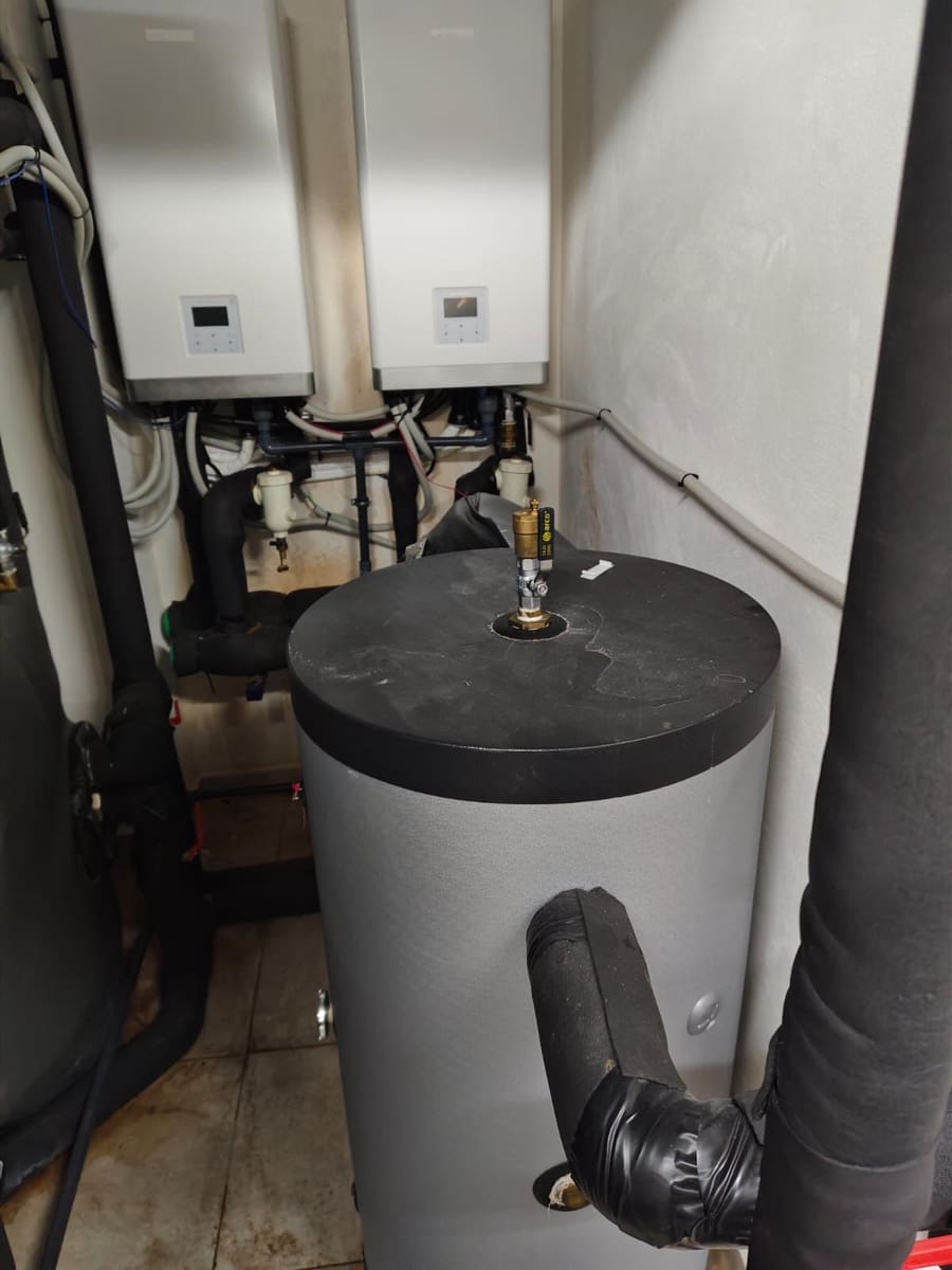 22 bedroom Business for sale in La Nucia - € 10,000,000 (Ref: 9419289)