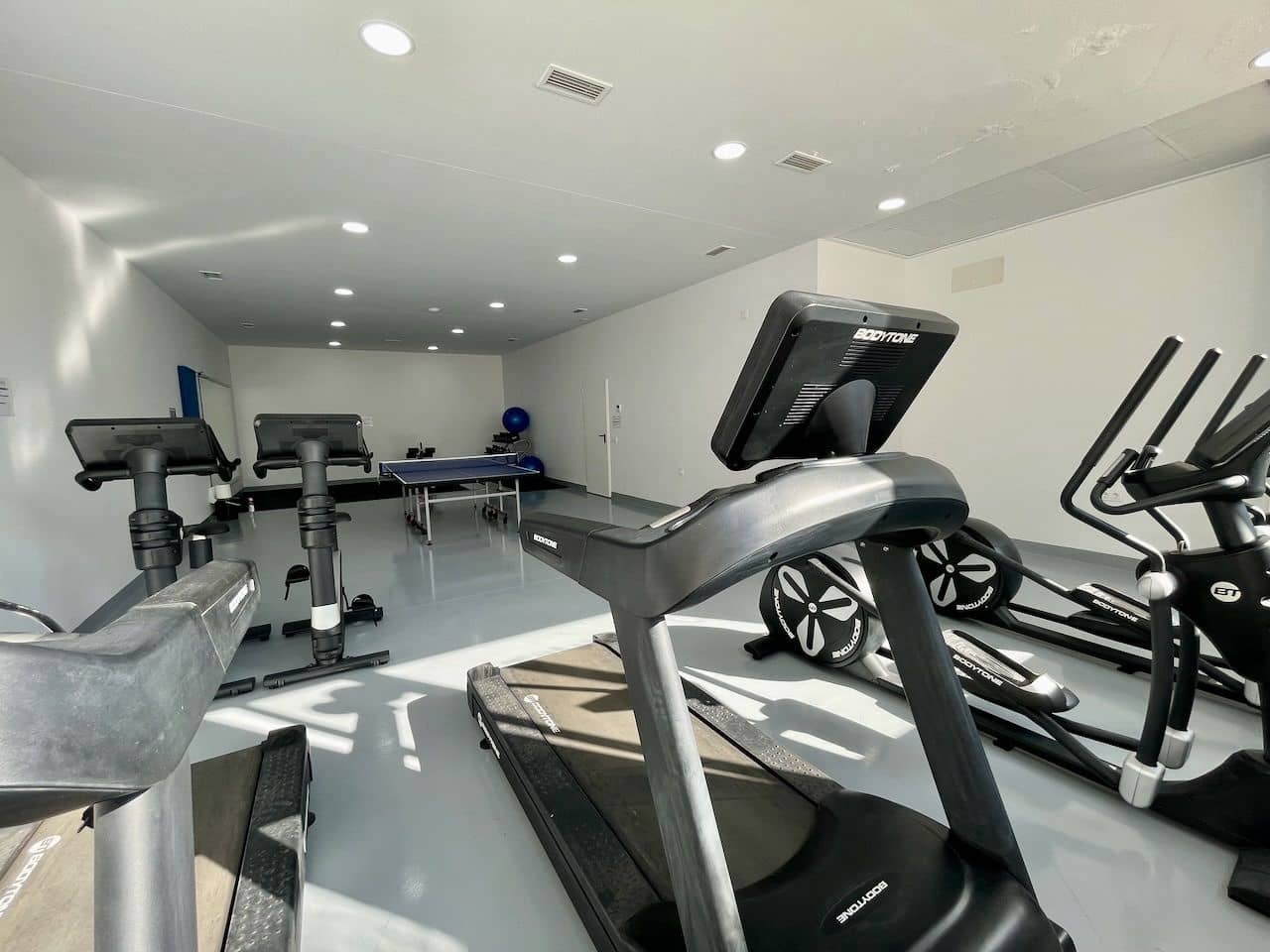 3 sypialnia Penthouse na sprzedaż w Finestrat z basenem garażem - 540 000 € (Ref: 9447078)