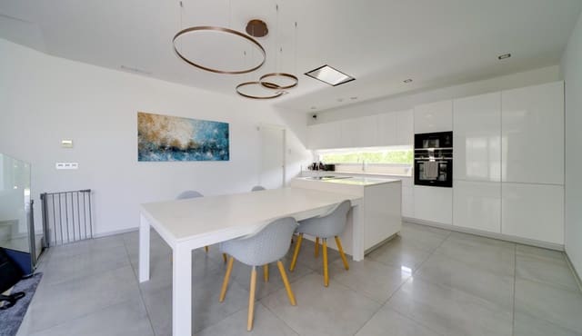 3 bedroom Villa for rent in Golf Bahía, Finestrat with pool garage - € 4,995 (Ref: 9452442)