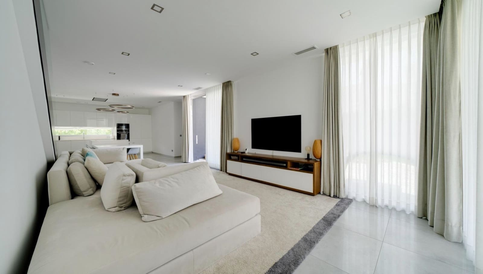 3 soveværelse Villa til leje i Finestrat med swimmingpool garage - € 4.995 (Ref: 9452442)