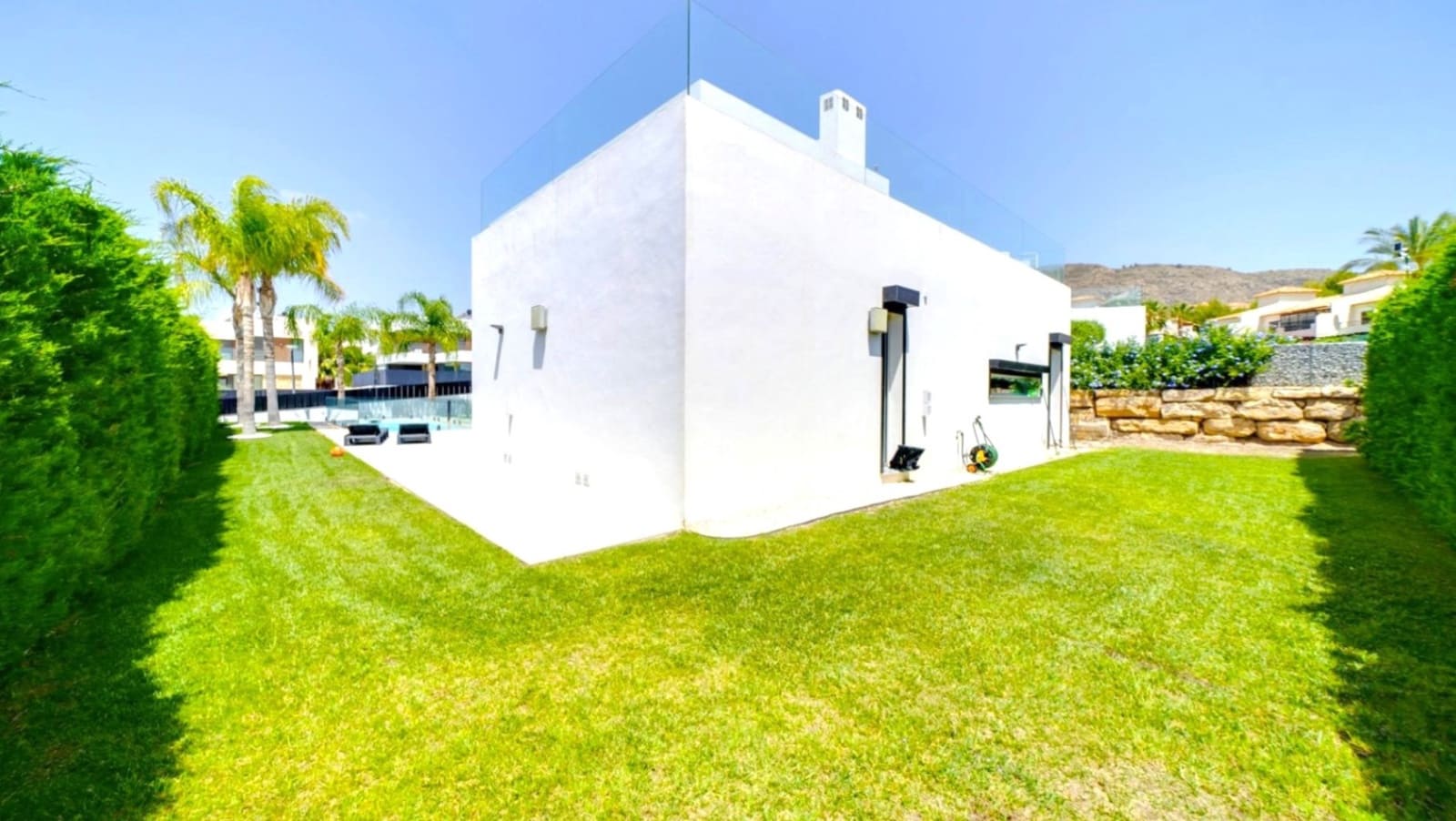 3 soveværelse Villa til leje i Finestrat med swimmingpool garage - € 4.995 (Ref: 9452442)