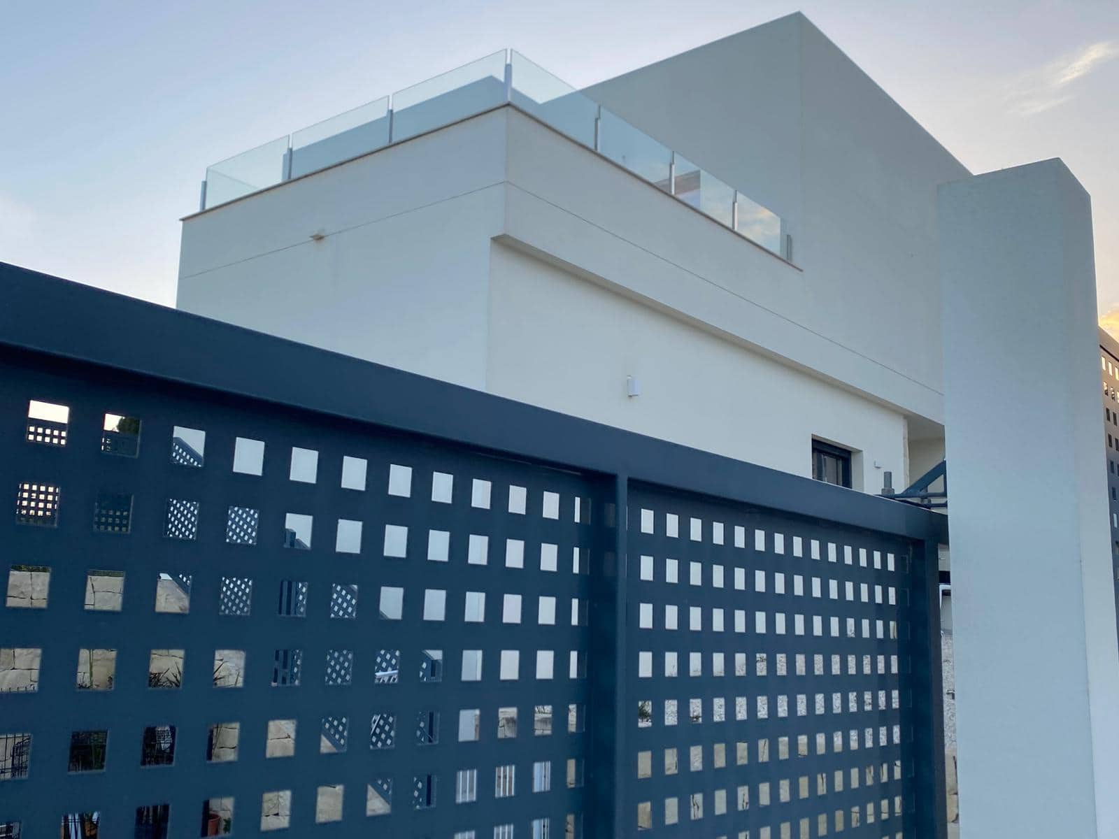 3 bedroom Villa for sale in Alfaz del Pi / L'Alfas del Pi with pool garage - € 575,000 (Ref: 9462867)