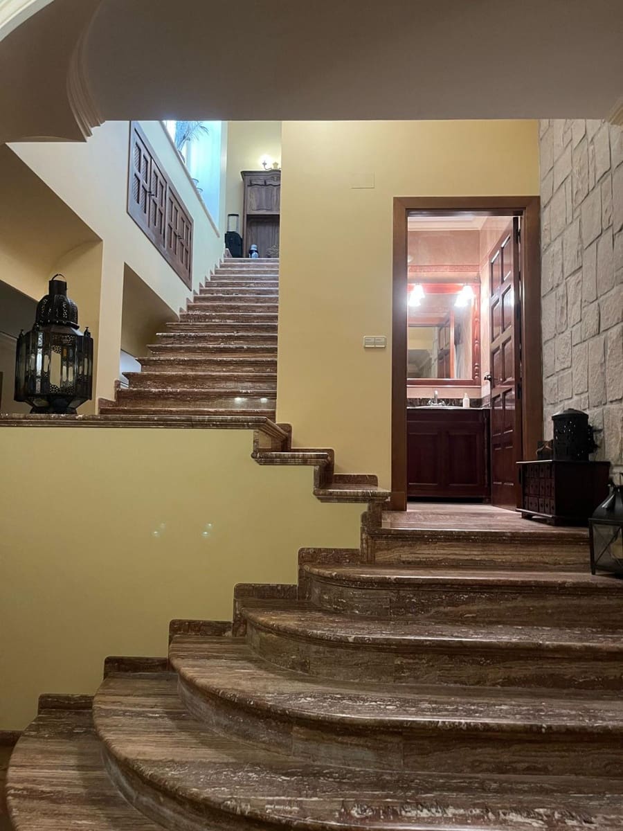 Finca/Casa Rural en Novelda en venta con piscina garaje - 1.260.000 € (Ref: 9491686)