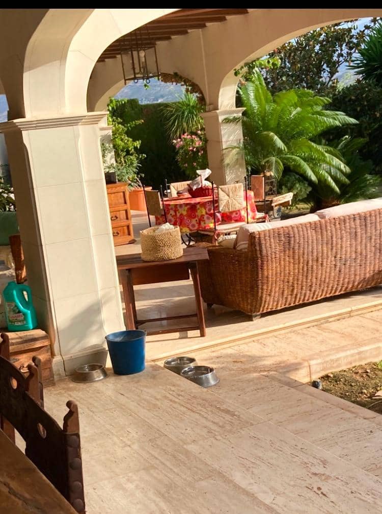 Finca/Casa Rural en Novelda en venta con piscina garaje - 1.260.000 € (Ref: 9491686)