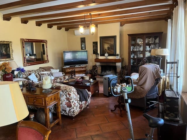 Finca/Casa Rural en Novelda en venta con piscina garaje - 1.260.000 € (Ref: 9491686)