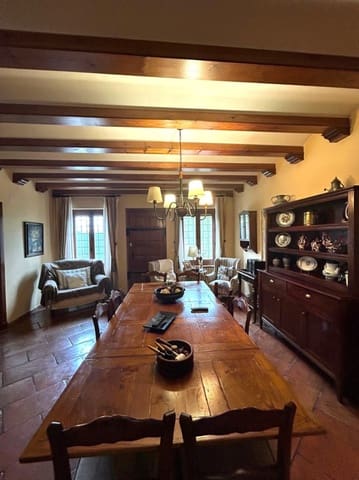 8 soverom Villa til salgs i Novelda med svømmebasseng garasje - € 1 300 000 (Ref: 9491686)