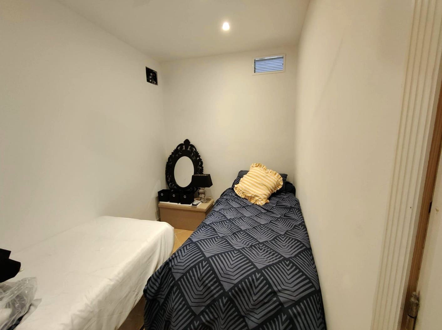 3 bedroom Apartment for sale in Benidorm with pool - € 490,000 (Ref: 9500178)