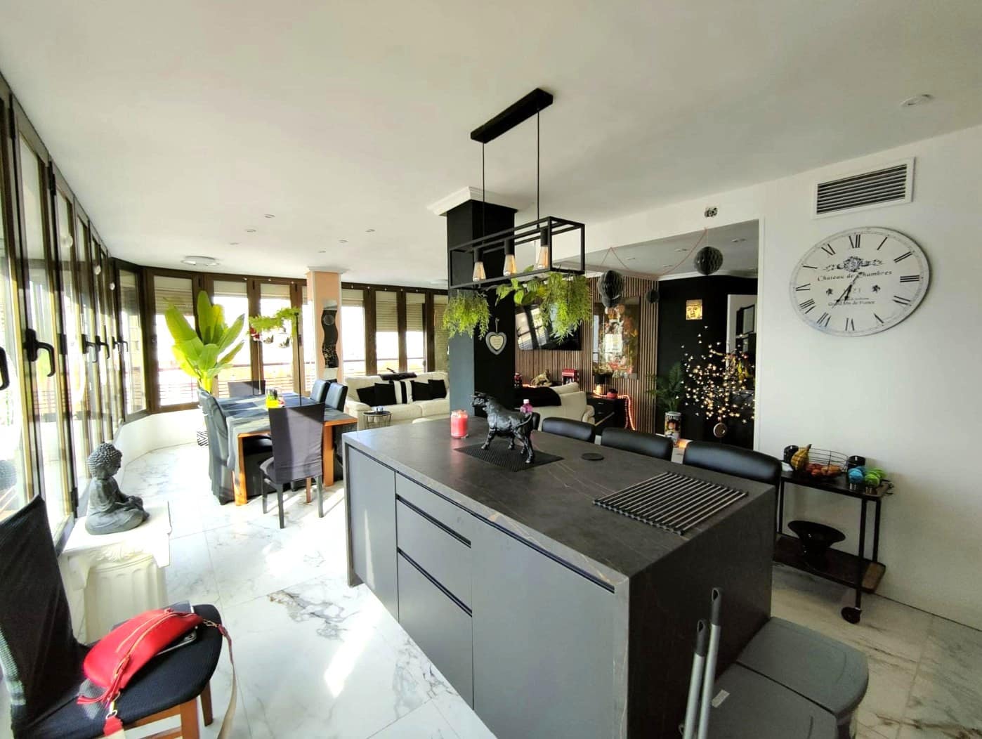 3 bedroom Apartment for sale in Benidorm with pool - € 490,000 (Ref: 9500178)