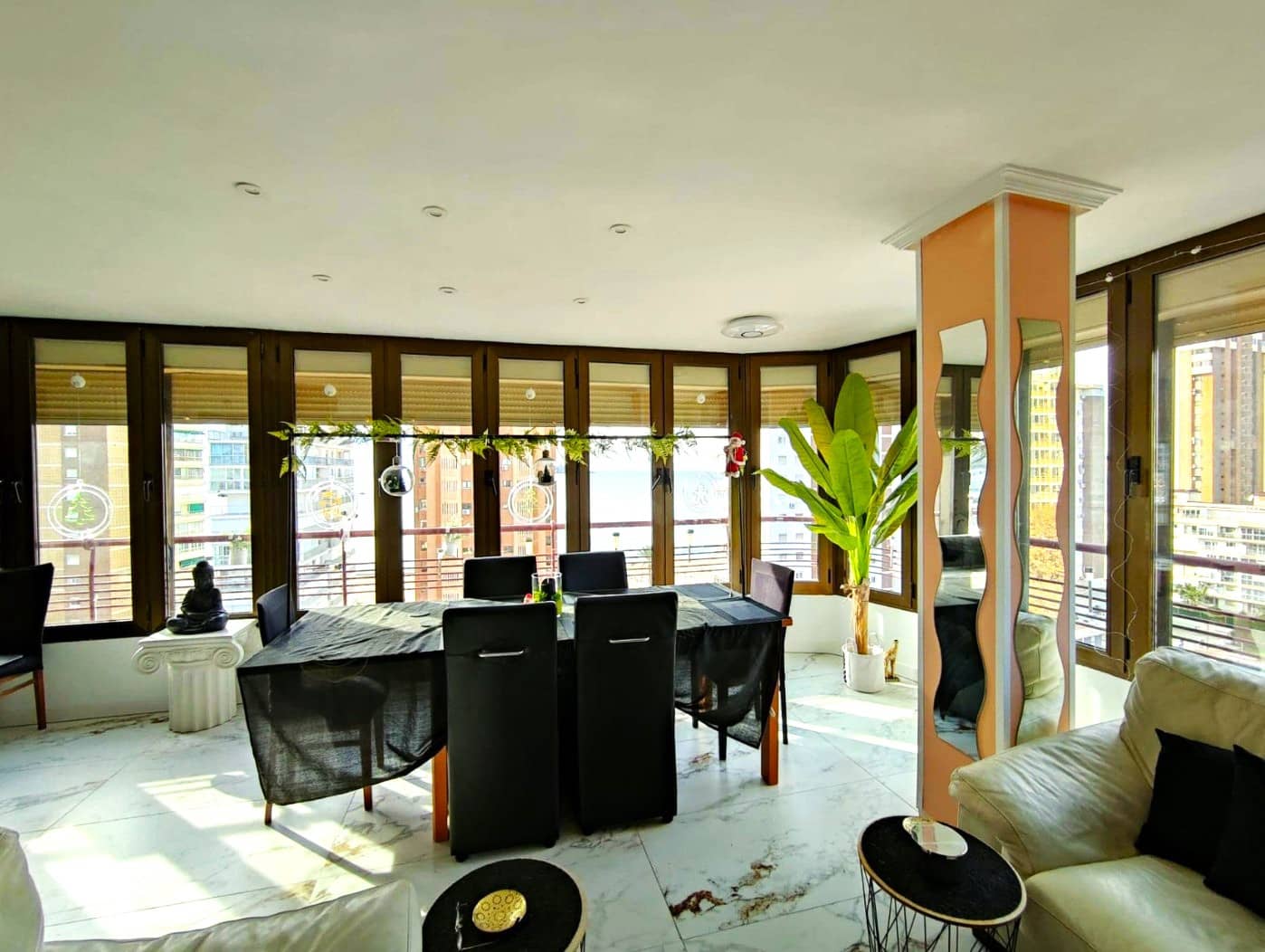 3 bedroom Apartment for sale in Benidorm with pool - € 490,000 (Ref: 9500178)