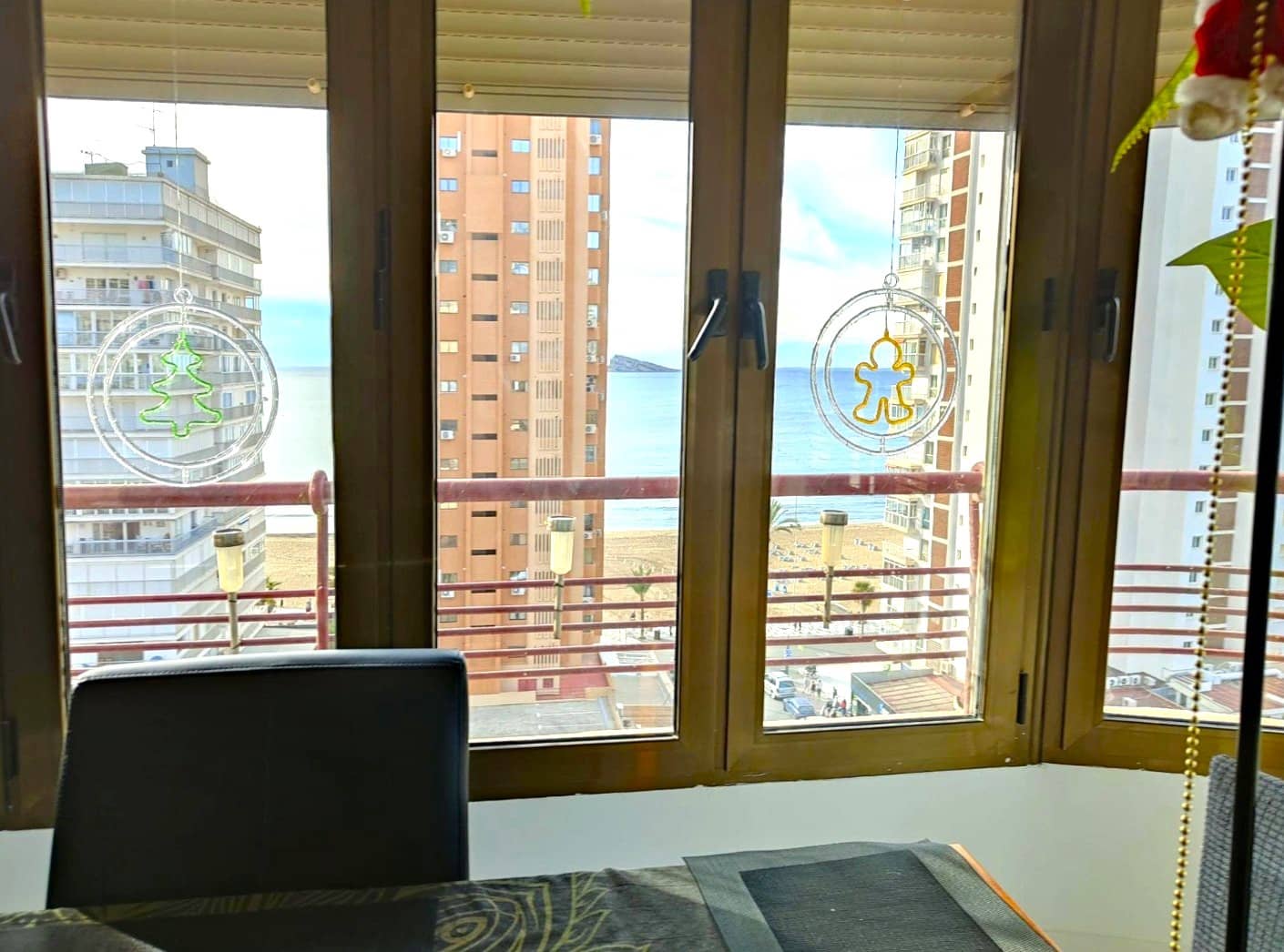 3 bedroom Apartment for sale in Benidorm with pool - € 490,000 (Ref: 9500178)