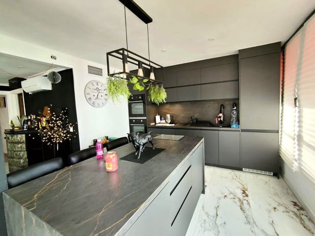 3 Zimmer Apartment zu verkaufen in Playa Levante, Benidorm mit Pool - 490.000 € (Ref: 9500178)