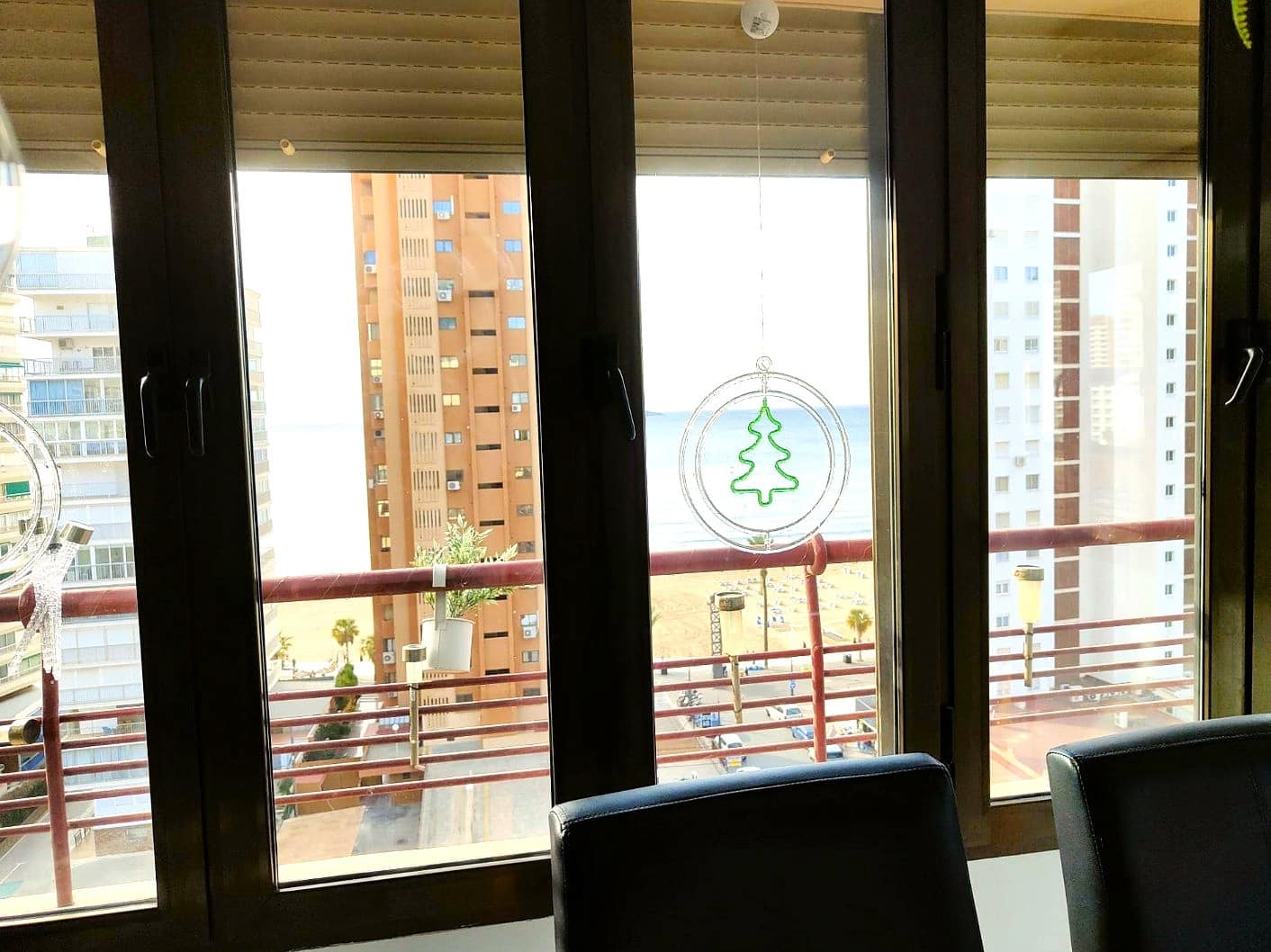 3 bedroom Apartment for sale in Benidorm with pool - € 490,000 (Ref: 9500178)