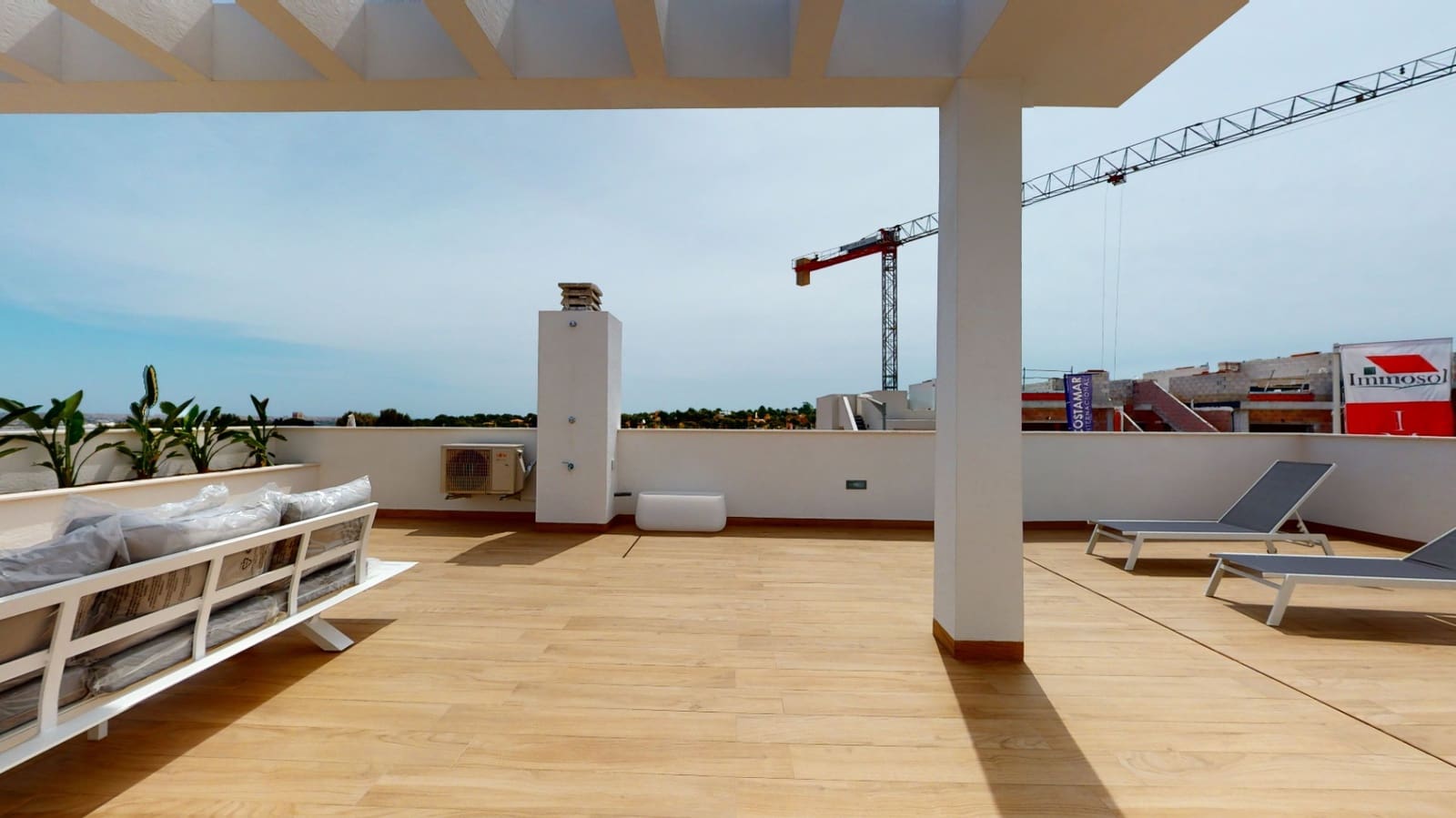 2 sypialnia Bungalow na sprzedaż w Torrevieja z basenem garażem - 309 900 € (Ref: 9500179)