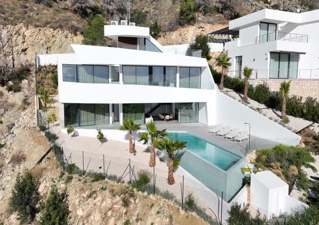 4 quarto Moradia para venda em Altea com piscina garagem - 2 290 000 € (Ref: 9502967)