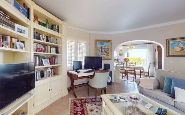 2 soveværelse Villa til salg i Oliva Nova, Oliva med garage - € 730.000 (Ref: 9523489)