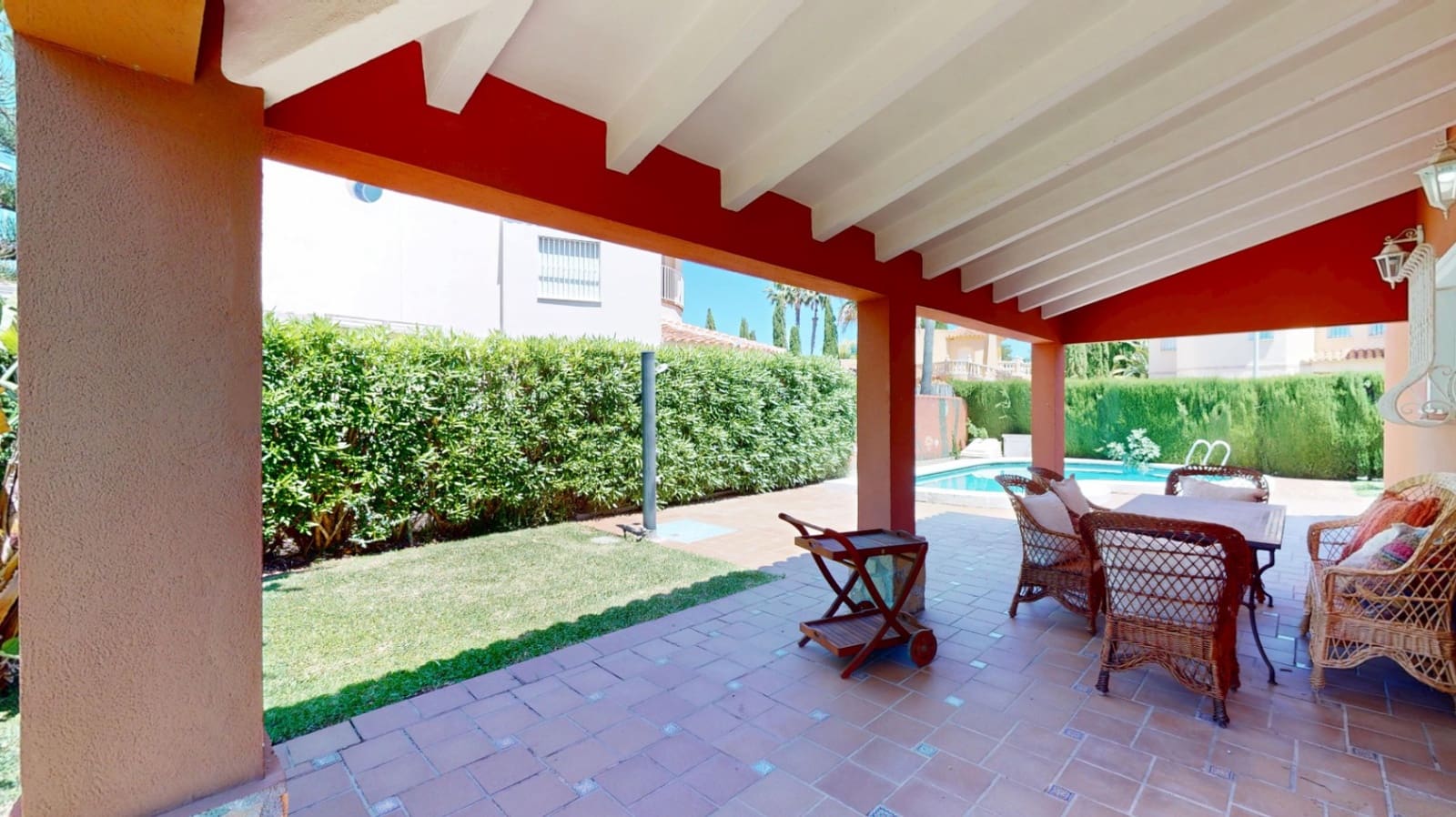 3 Zimmer Villa zu verkaufen in Oliva mit Pool Garage - 485.000 € (Ref: 9524952)